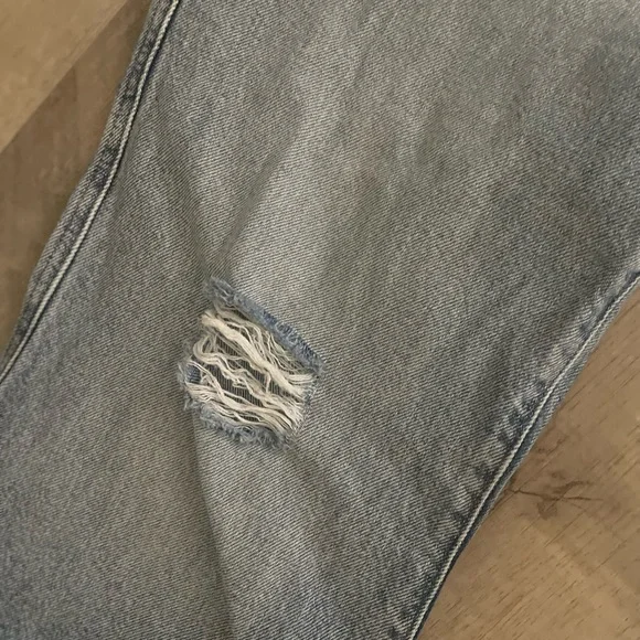 Express two tone destructed flare jeans size 6 - Picture 5 of 12